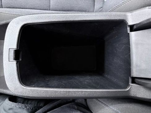 Used 2024 Chevrolet Trax LS w/ LS Convenience Package FWD image 27