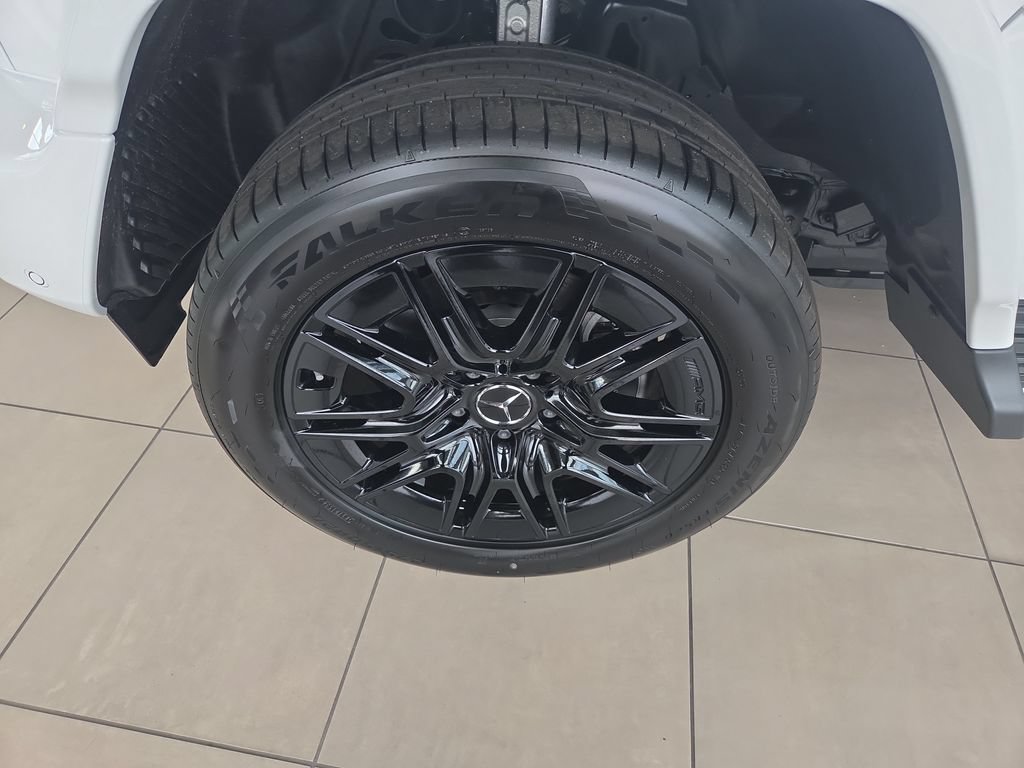 New 2027 Mercedes-Benz G 580 e image 7