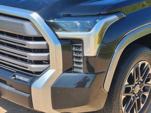 Used 2024 Toyota Tundra Limited w/ Power Package AWD/4WD image 9