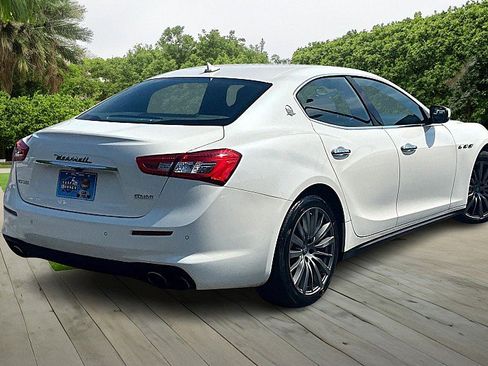 Used 2018 Maserati Ghibli 4d Sedan RWD image 2