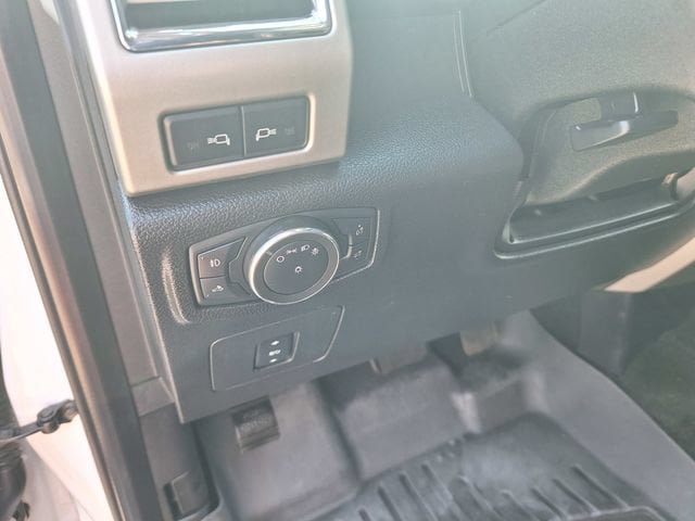 Used 2015 Ford F150 Lariat AWD/4WD image 18