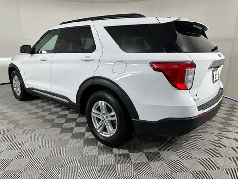 Certified 2024 Ford Explorer XLT w/ Equipment Group 202A image 3