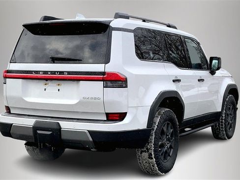 Used 2024 Lexus GX 550 550 Overtrail+ image 10