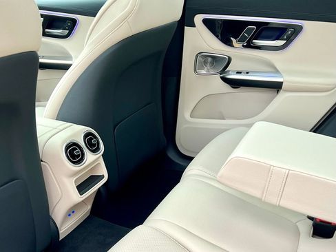 Certified 2024 Mercedes-Benz GLC 300 4MATIC image 20