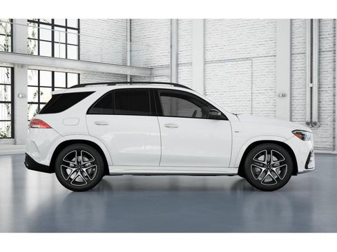 New 2026 Mercedes-Benz GLE 53 AMG 4MATIC image 2