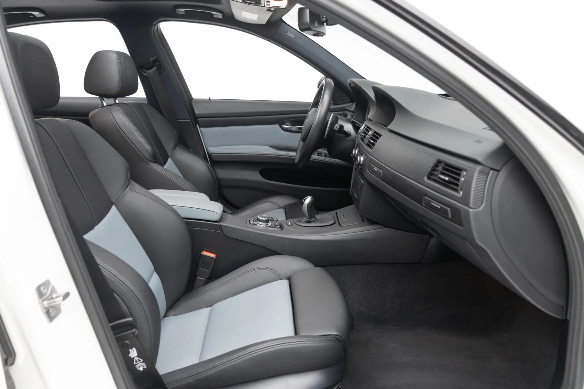 Used 2011 BMW M3 Sedan RWD image 34