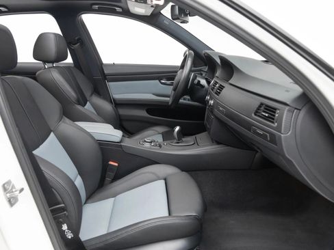 Used 2011 BMW M3 Sedan RWD image 34