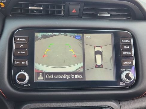 Used 2023 Nissan Kicks SR w/ SR Premium Package FWD image 14