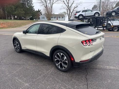 Used 2025 Ford Mustang Mach-E Select w/ Comfort Package Lite image 5