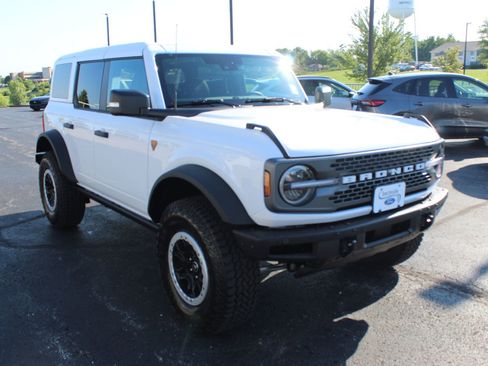 New 2025 Ford Bronco Badlands AWD/4WD image 4