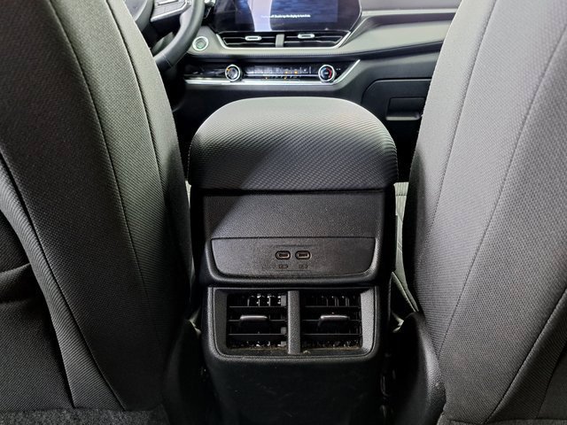 Used 2025 Chevrolet Equinox LT FWD image 27