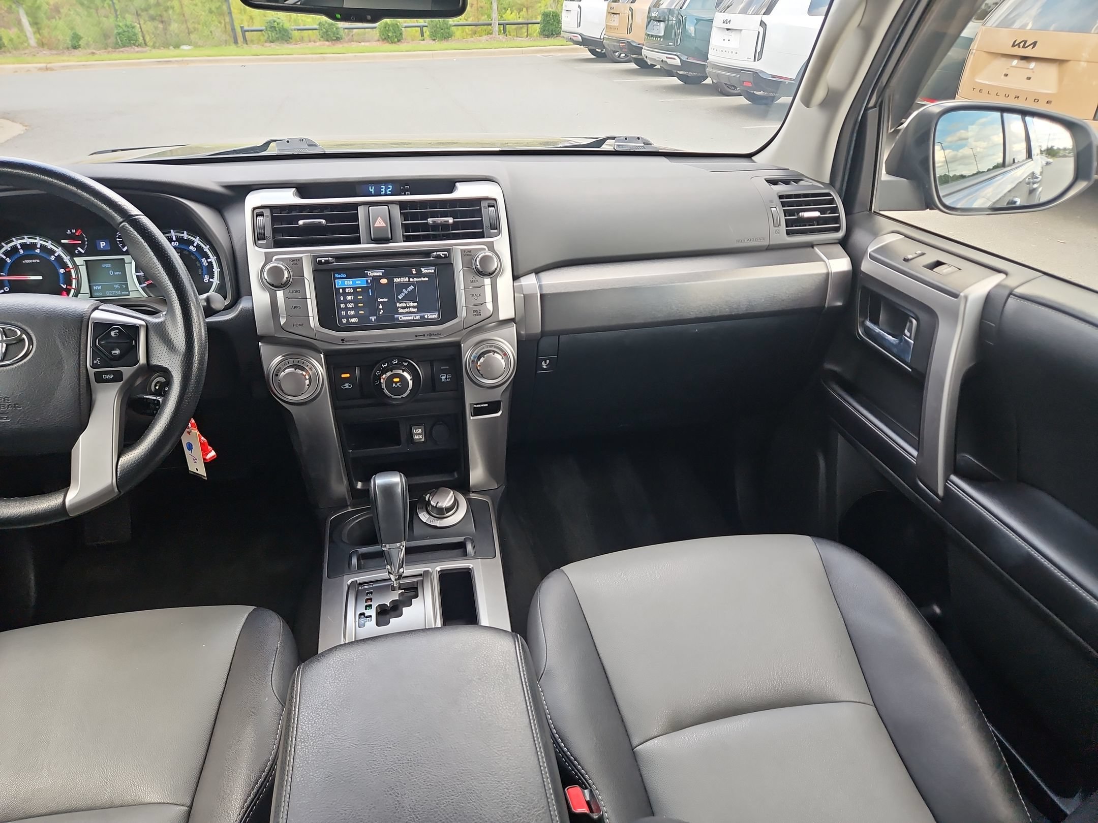 Used 2018 Toyota 4Runner SR5 Premium AWD/4WD image 11