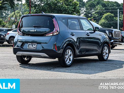 Used 2025 Kia Soul LX w/ LX Technology Package FWD image 6