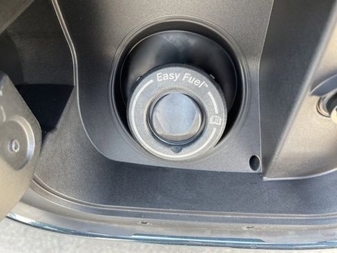 New 2026 Ford Expedition Max Platinum image 7