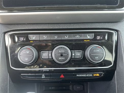 Used 2022 Volkswagen Atlas SE image 17