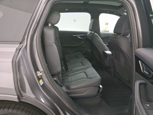 Used 2025 Audi Q7 2.0T Premium Plus w/ Premium Plus Package image 32