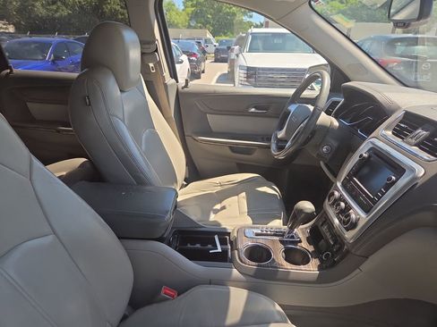 Used 2015 GMC Acadia SLT FWD image 12