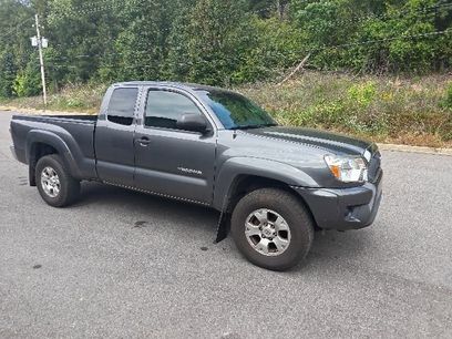 Used 2013 Toyota Tacoma PreRunner w/ SR5 Pkg