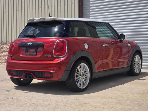 Used 2016 MINI Cooper S w/ Premium Package FWD image 5