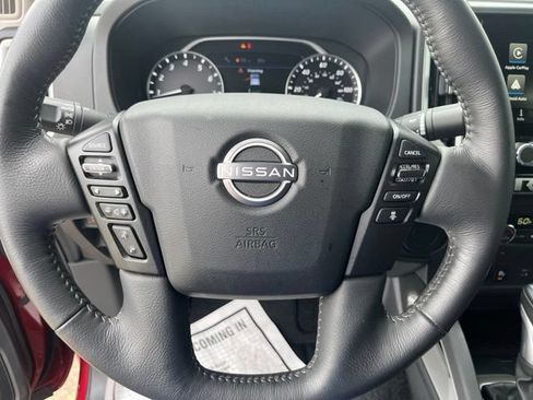 Certified 2025 Nissan Frontier SV w/ SV Convenience Package RWD image 13