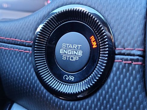 New 2026 Jeep Compass Trailhawk w/ Sun, Sound & Navigation Group image 18