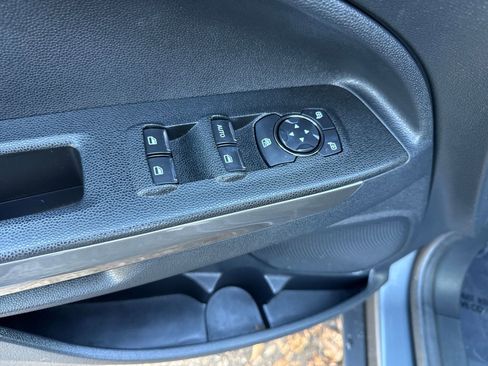 Used 2020 Ford EcoSport SE w/ SE Convenience Package image 11