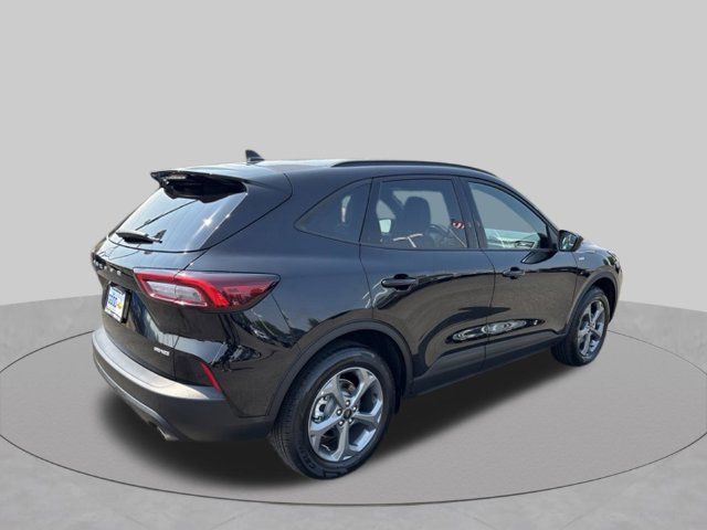 Used 2025 Ford Escape ST-Line Select AWD/4WD image 5