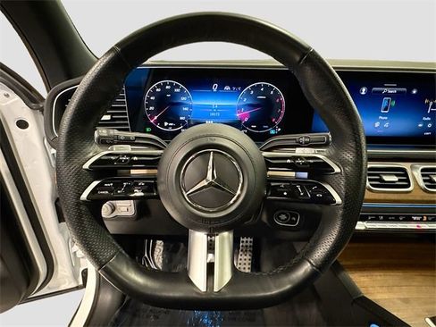 Certified 2025 Mercedes-Benz GLS 450 4MATIC image 11