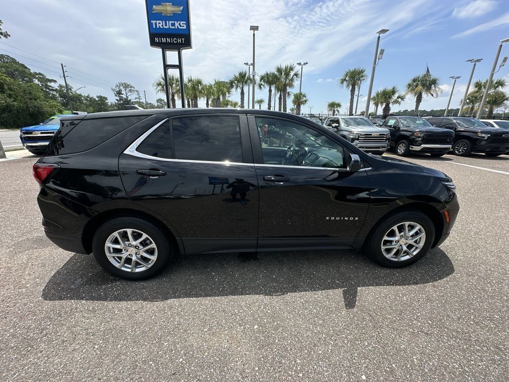 Used 2024 Chevrolet Equinox LT AWD/4WD image 17