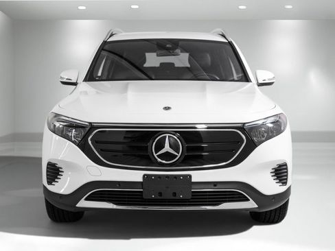 Used 2023 Mercedes-Benz EQB 250+ w/ Exclusive Package image 4