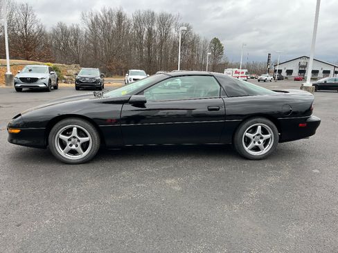 Used 1996 Chevrolet Camaro Z28 RWD image 15