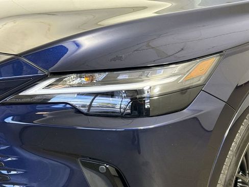 Used 2025 Lexus RX 350 Premium w/ Convenience Package AWD/4WD image 31