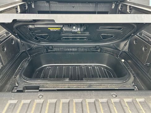 Used 2024 Hyundai Santa Cruz SE image 35