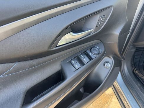 Used 2025 Buick Envista Sport Touring w/ Convenience I Package image 21