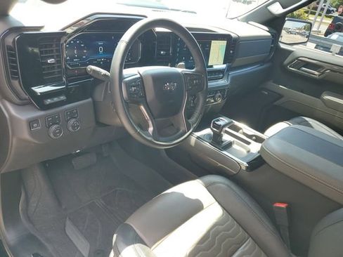 Used 2024 Chevrolet Silverado 1500 ZR2 w/ Technology Package AWD/4WD image 25