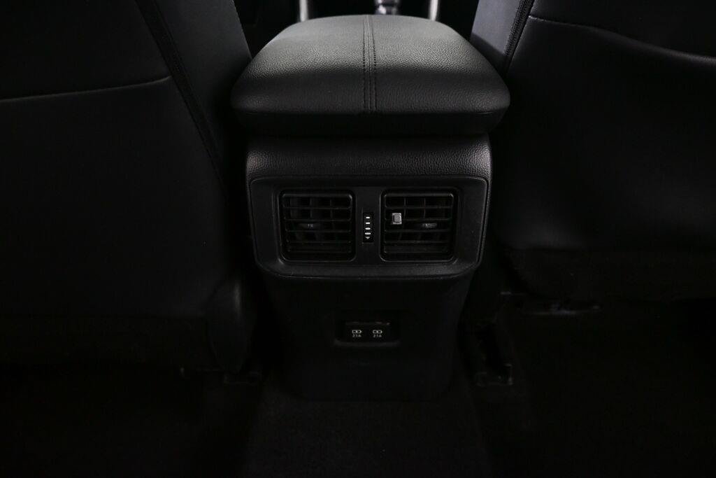 Used 2020 Toyota RAV4 XLE Premium FWD image 18