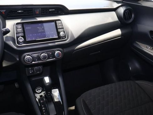 Used 2022 Nissan Kicks S FWD image 10