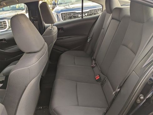 Used 2024 Toyota Corolla LE image 18
