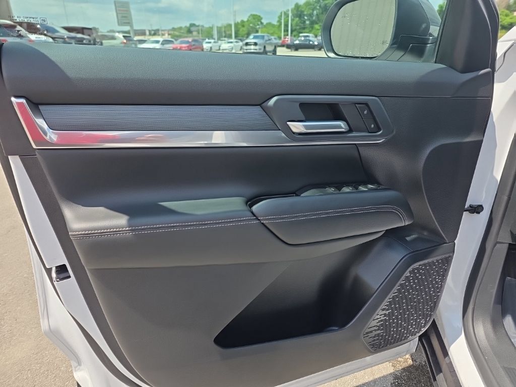 Used 2026 GMC Terrain Elevation FWD image 15