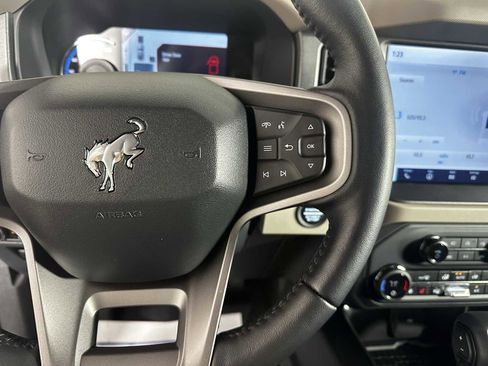 Used 2024 Ford Bronco Wildtrak image 22