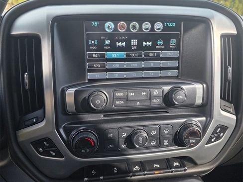 Used 2018 GMC Sierra 1500 SLT image 18