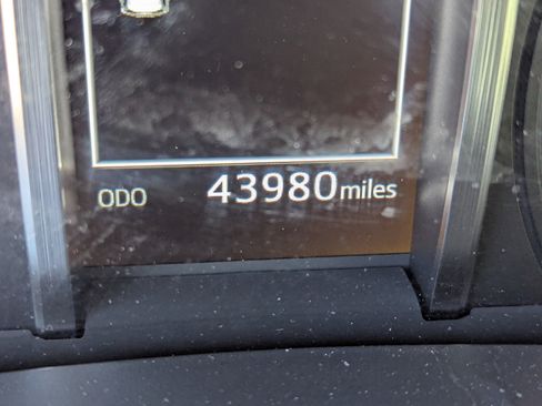 Used 2021 Toyota 4Runner Limited image 19