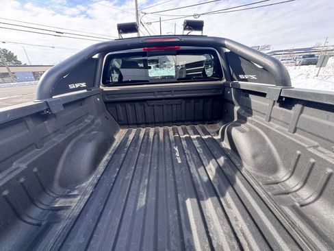 Used 2022 Chevrolet Colorado ZR2 w/ ZR2 Dusk Special Edition image 29