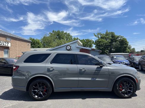Used 2022 Dodge Durango SRT w/ Premium Interior Group AWD/4WD image 8