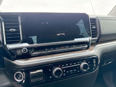 Used 2024 Chevrolet Silverado 2500 LT image 14