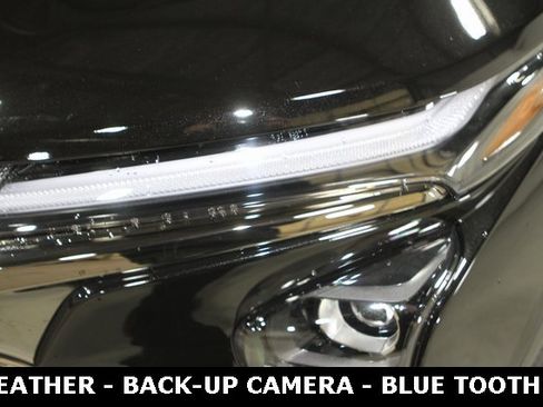 New 2026 Chevrolet Trax RS w/ Sunroof Package image 8