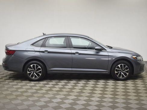 Used 2024 Volkswagen Jetta S image 11