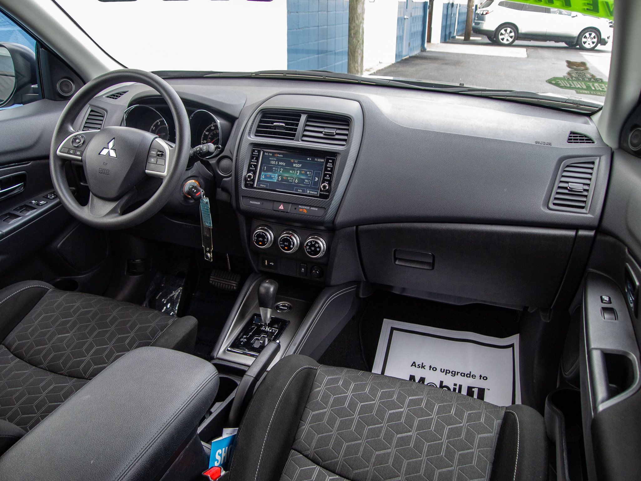 Used 2025 Mitsubishi Outlander Sport ES AWD/4WD image 27