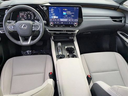 Used 2023 Lexus RX 350 Premium image 17