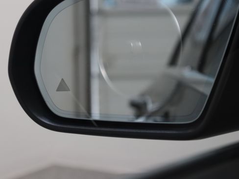 Used 2018 Mercedes-Benz C 300 Sedan image 23